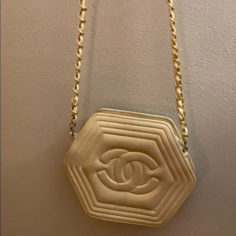 Vintage channel purse